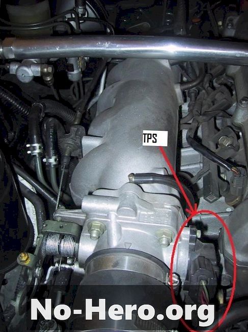 P0226 - Sensor de posición del acelerador (TP) C / sensor de posición del pedal del acelerador (APP) / interruptor C-rango / problema de rendimiento